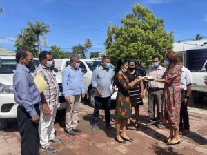 Transporte de amostras para Laboratório Nacional reforçado com duas viaturas