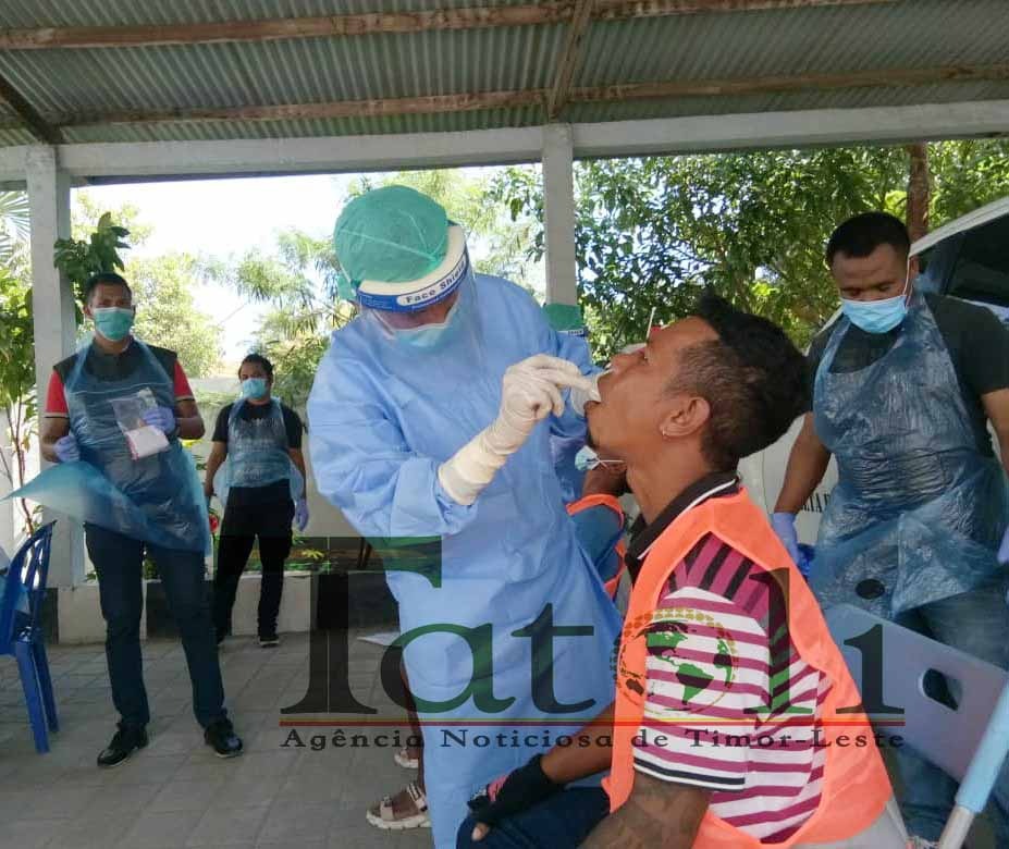 Cem trabalhadores do saneamento de Dom Aleixo testados à covid-19