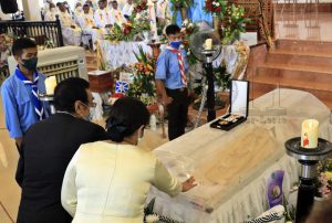 Presidente da República condecora Dom Basílio com Colar da Ordem de Timor-Leste