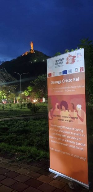 UE e ONU solidarizam-se com vítimas de violência com iluminação de Cristo Rei a laranja