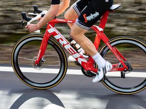 Embaixada das Filipinas realiza corrida de bicicleta para angariação de fundos para auxiliar famílias vulneráveis