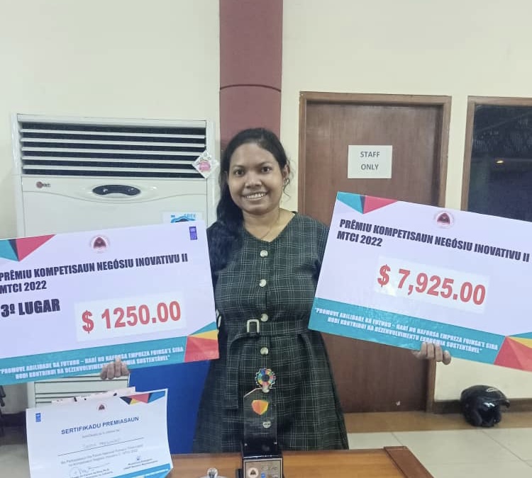 Jovem empresária timorense produz caldo sem químicos