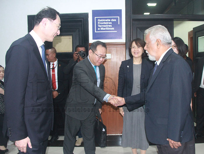 China e Timor-Leste discutem reforço da cooperação