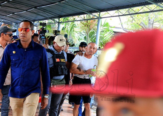 Arnolfo Teves Jr. foi deportado e entregue às autoridades filipinas