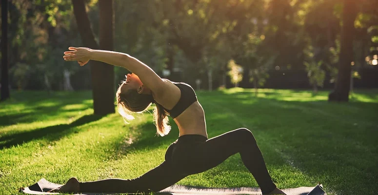 OMS: O ioga é mais do que exercício físico