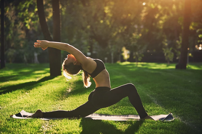 OMS: O ioga é mais do que exercício físico