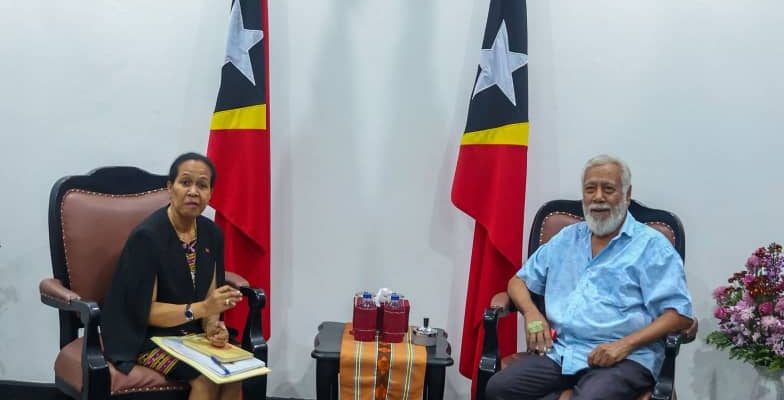 Terezinha Viegas recebe orientações antes de assumir funções como Embaixadora no Japão