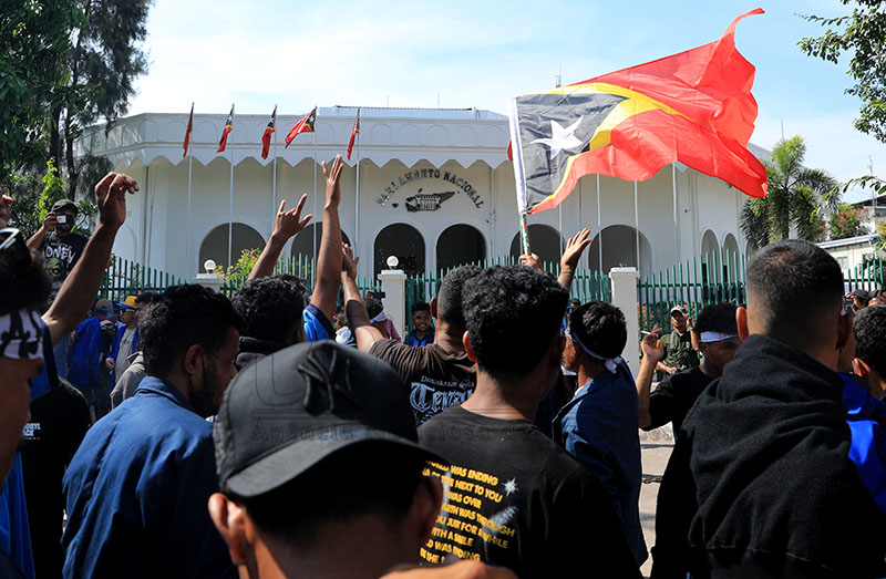 Bancadas Parlamentares e EUTL assinam acordo para Revogar Lei da Pensão Vitalícia