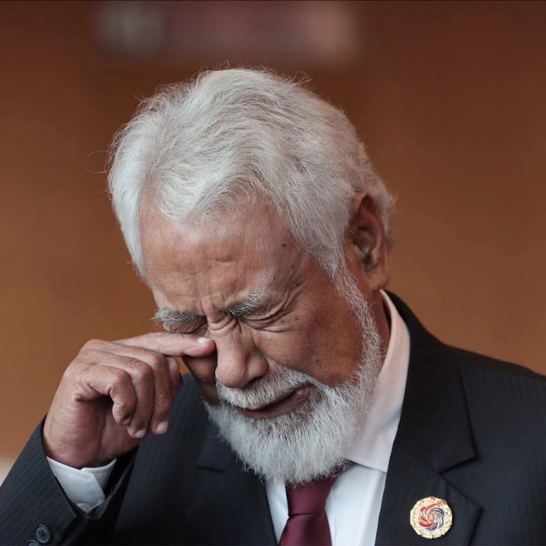 Este HOMEM merece a nossa consideração e respeito!