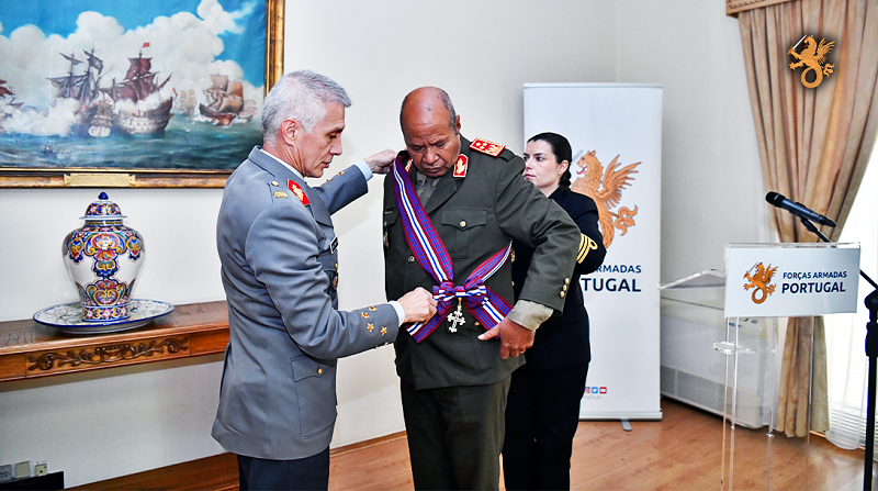 Falur Rate Laek distinguido com Grã-Cruz da Medalha de Mérito Militar em Portugal