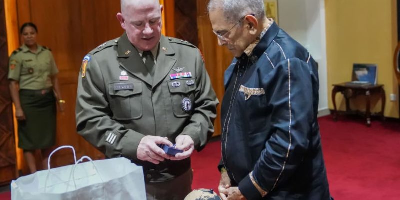 Major-General da Guarda Nacional de Rhode Island destaca cooperação com Timor-Leste