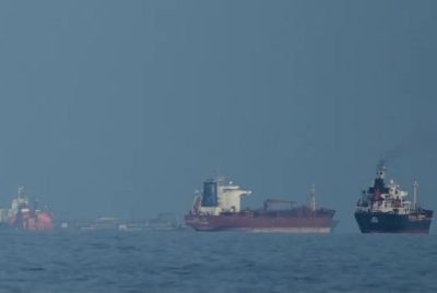 Navio iraniano apreendido ao tentar romper bloqueio no Golfo de Omã