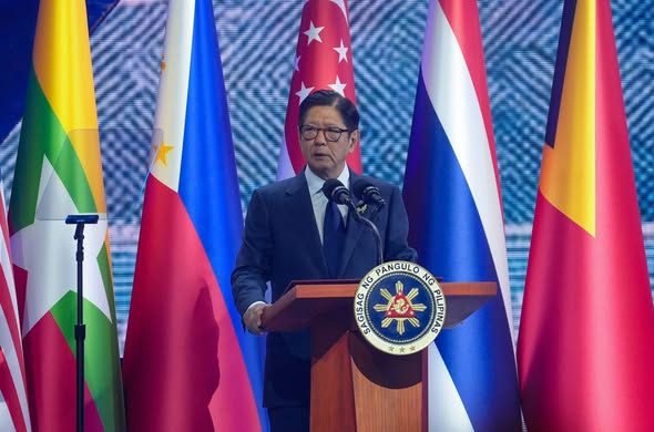 Presidente filipino destaca coordenação regional e solidariedade em tempos de crise na Cimeira da ASEAN