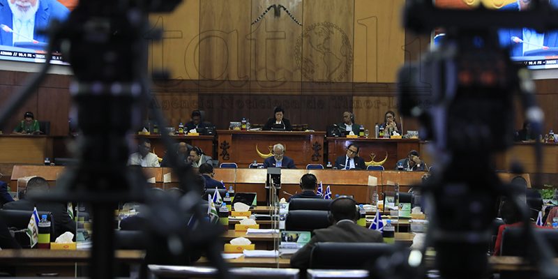 PN aprova isenção de taxas sobre importação de bens essenciais em caso de Estado de Emergência