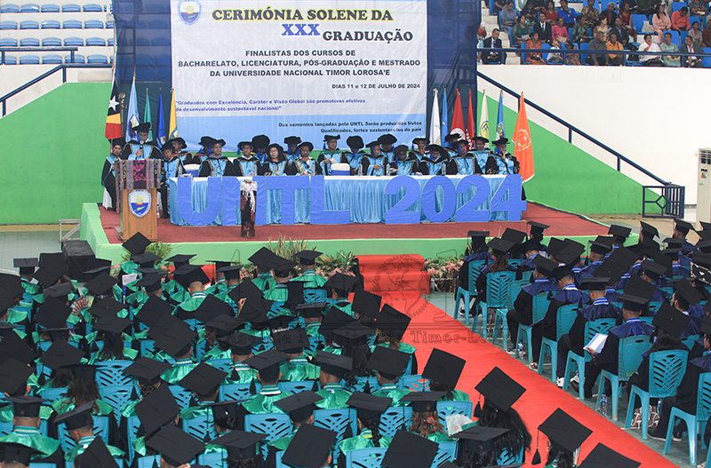 FDCH pretende selecionar os 100 melhores graduados para Programa de Estágio Profissional