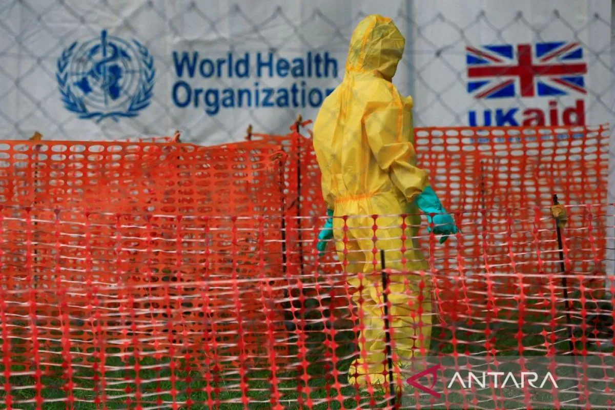 EUA restringem entrada de viajantes de áreas com surto de Ébola