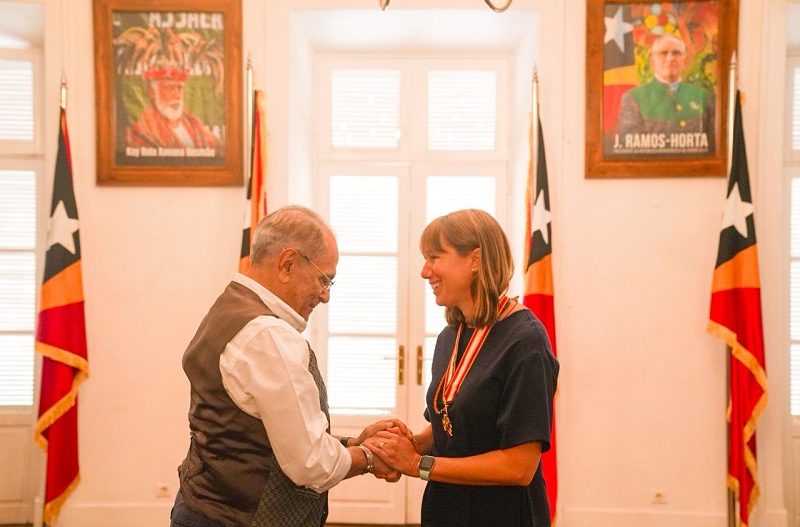 Diretora do BAD condecorada com Ordem de Timor-Leste