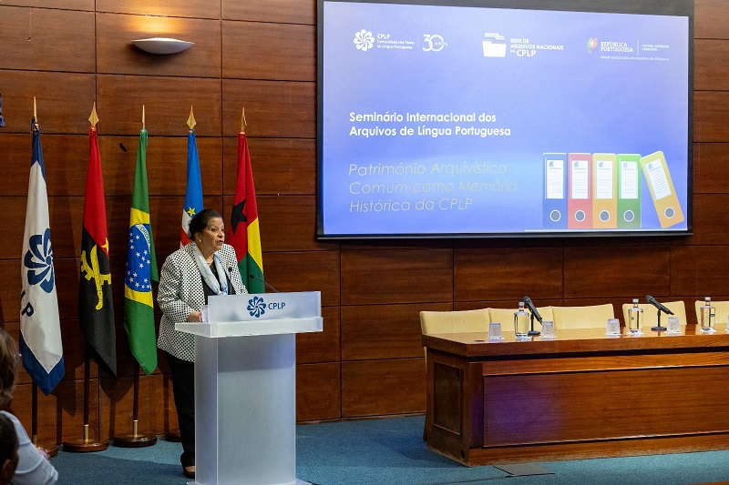 CPLP defende património documental comum