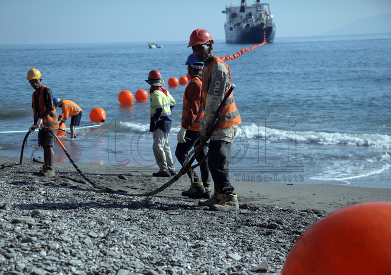 Governo analisa progressos do sistema de cabo submarino e da rede nacional de fibra ótica